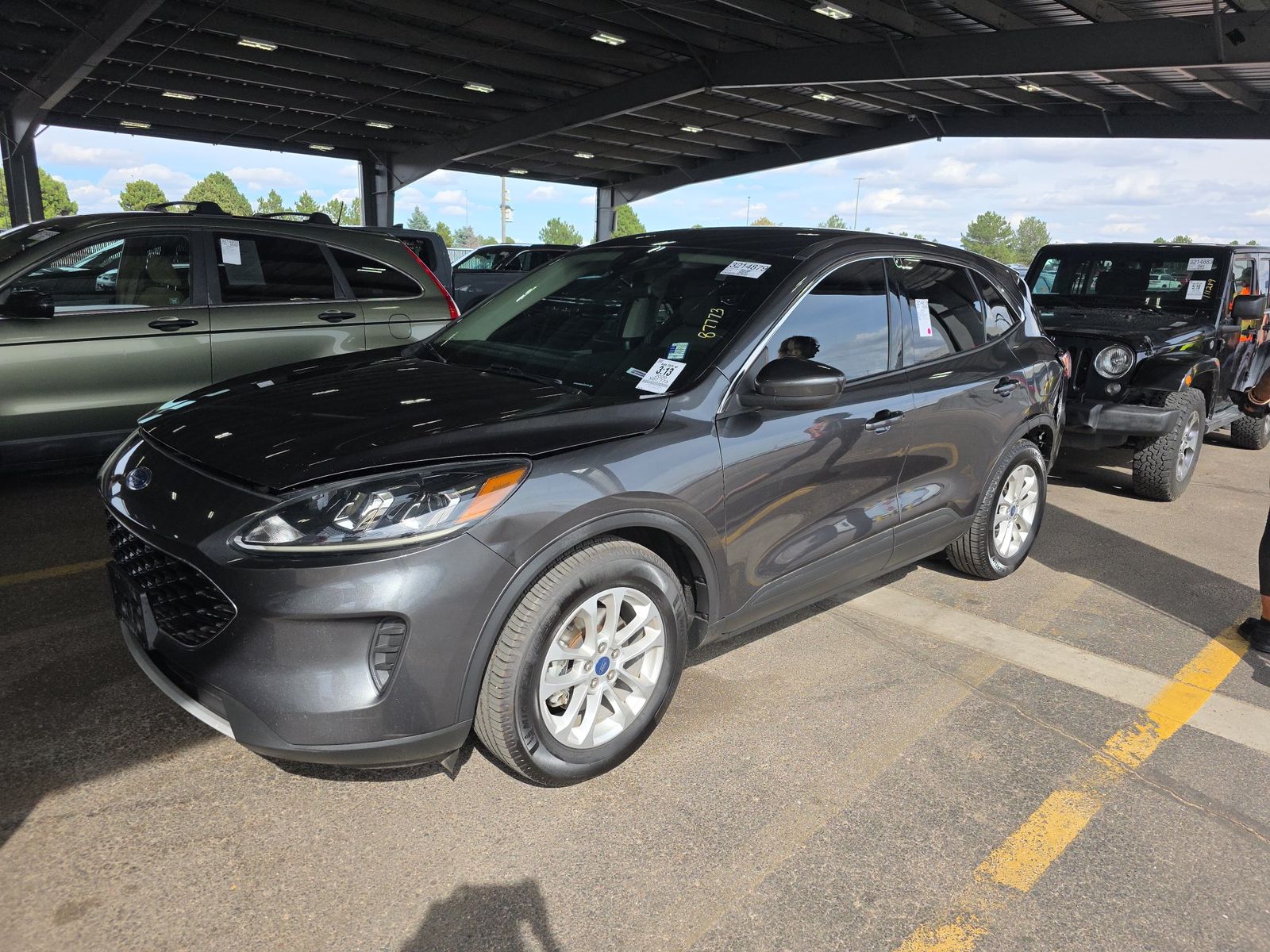 2020 FORD ESCAPE SE - 1