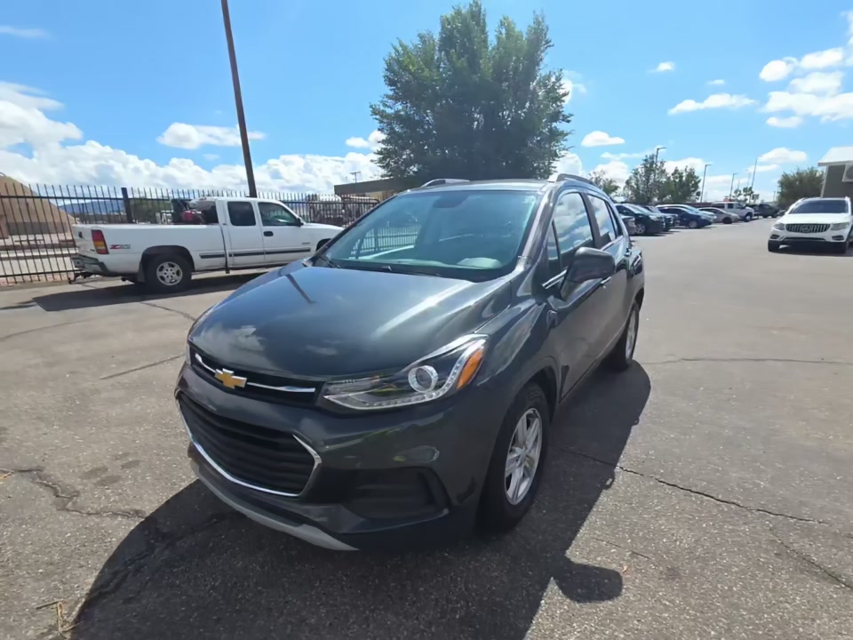 2020 CHEVROLET TRAX LT - 1