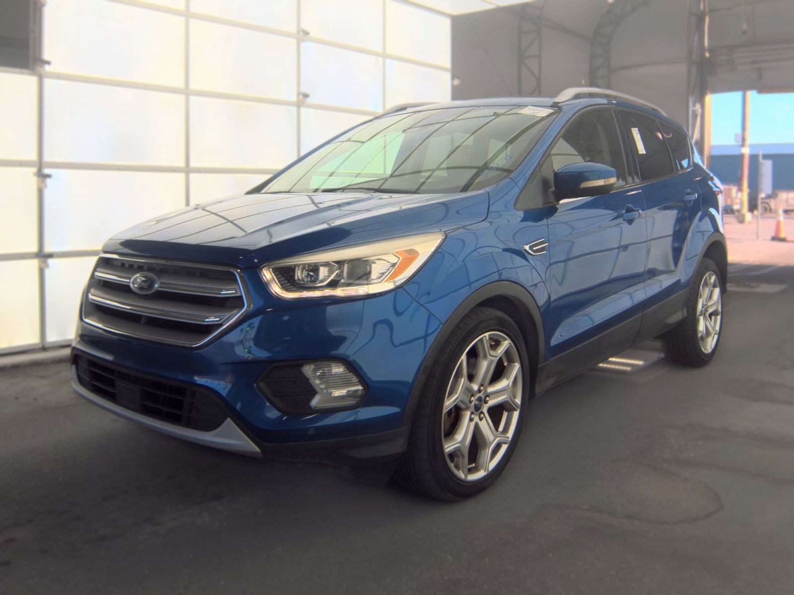 2019 FORD ESCAPE Titanium - 1
