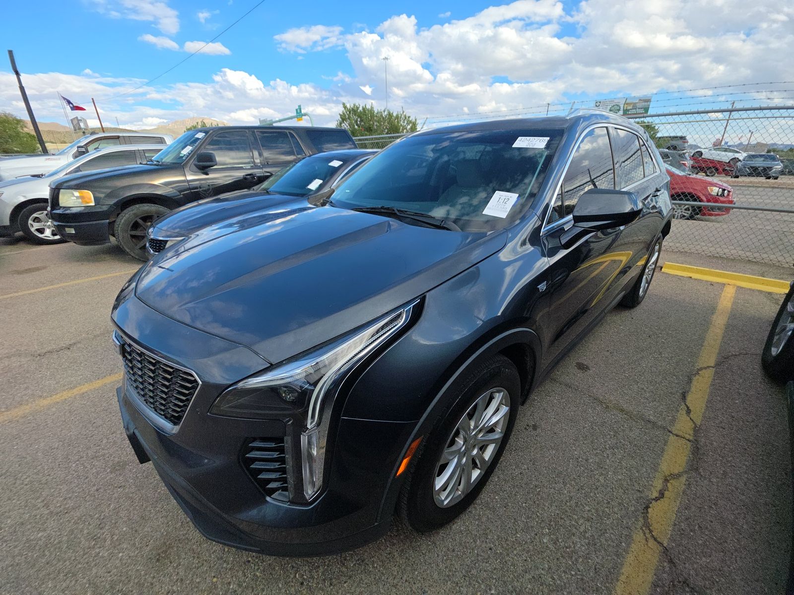 2019 CADILLAC XT4 Luxury - 1