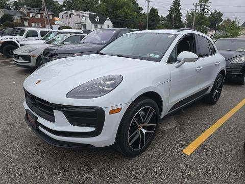 2023 PORSCHE MACAN Base - 1