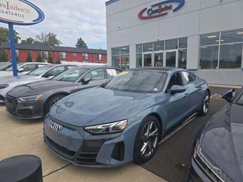 2024 AUDI E-TRON GT Prestige - 1