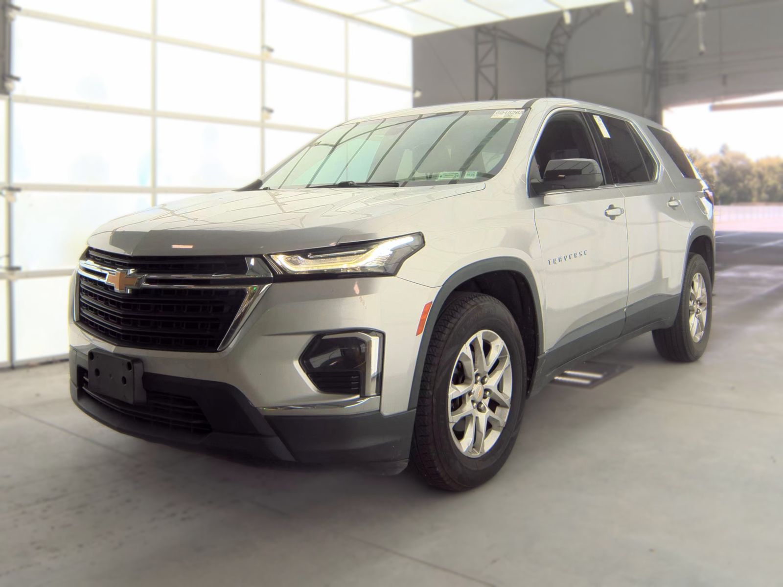2022 CHEVROLET TRAVERSE LS - 1