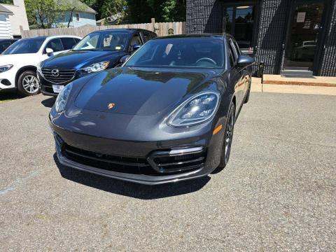 2020 PORSCHE PANAMERA GTS - 1