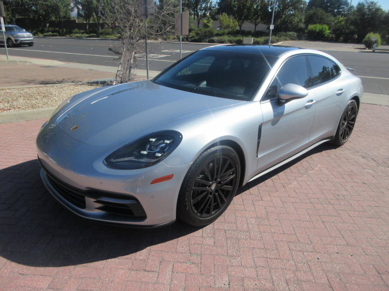 2019 PORSCHE PANAMERA Base - 1