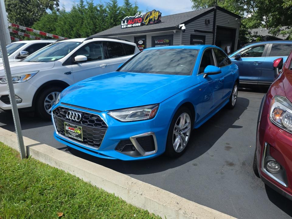 2020 AUDI A4 Premium - 1