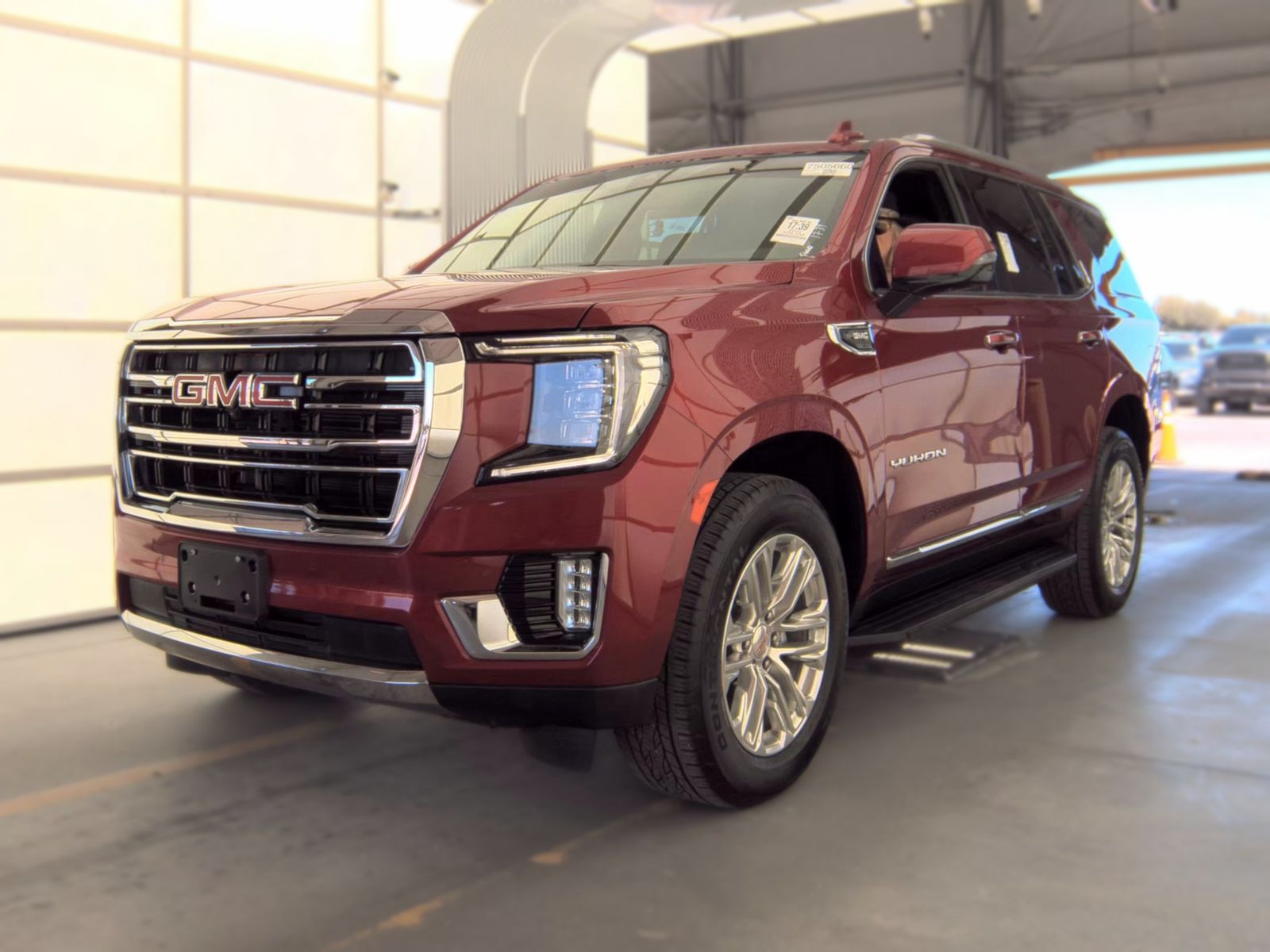 2022 GMC YUKON SLT - 1