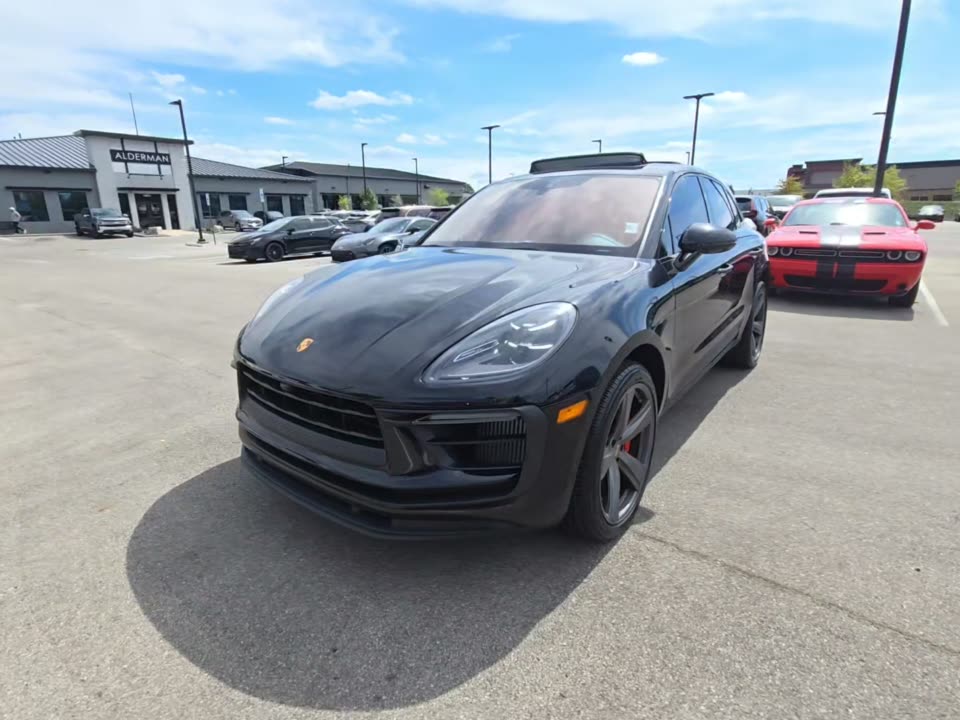 2022 PORSCHE MACAN S - 1