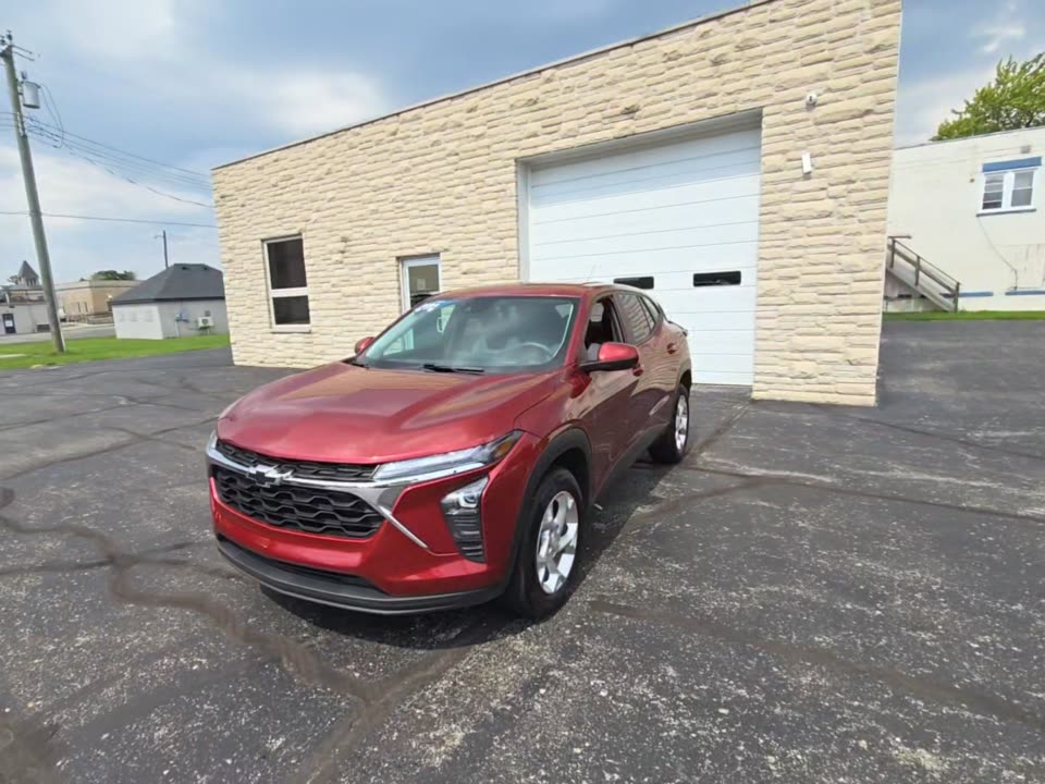 2024 CHEVROLET TRAX LS - 1