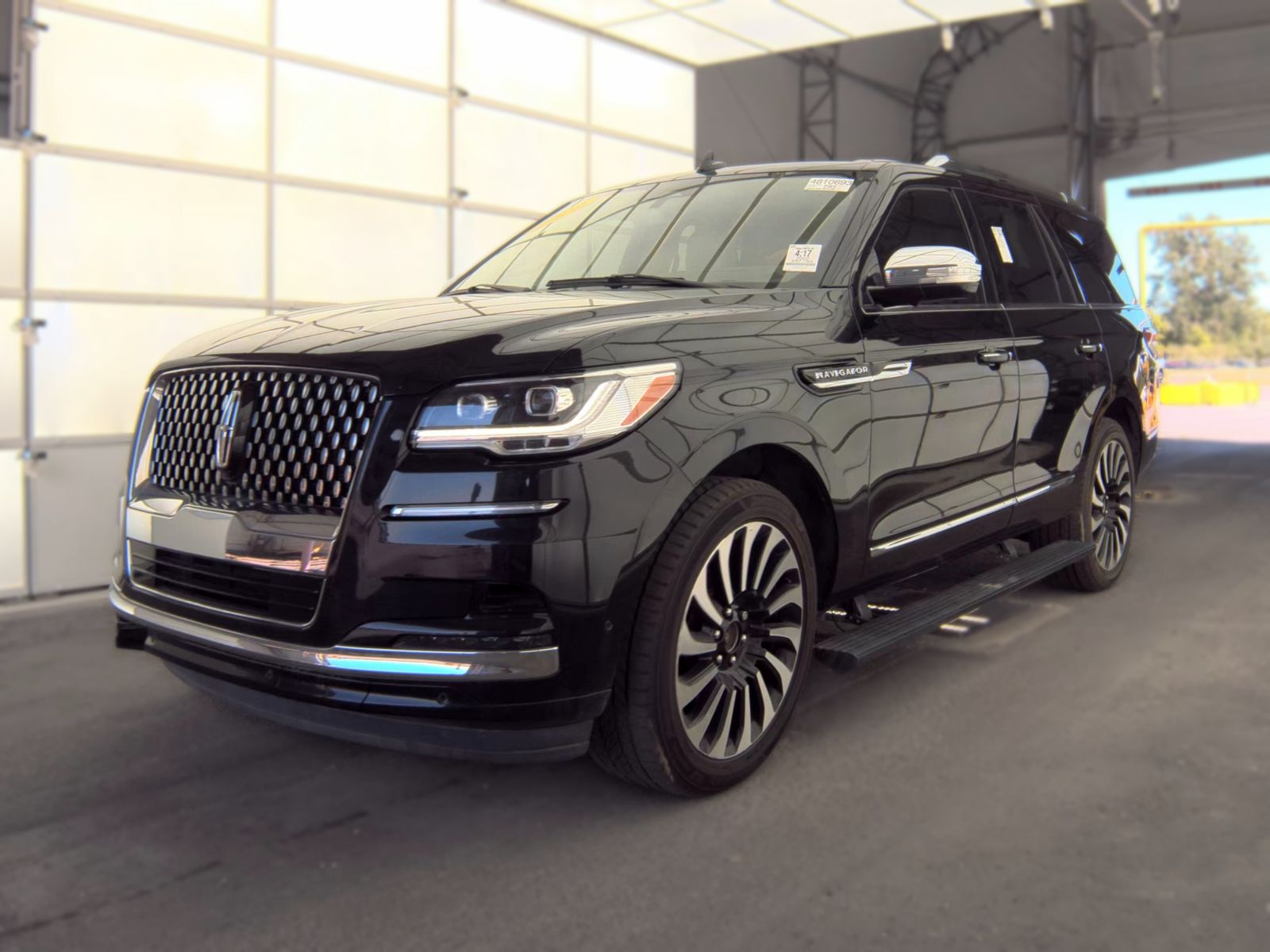 2022 LINCOLN NAVIGATOR BLACK Label - 1
