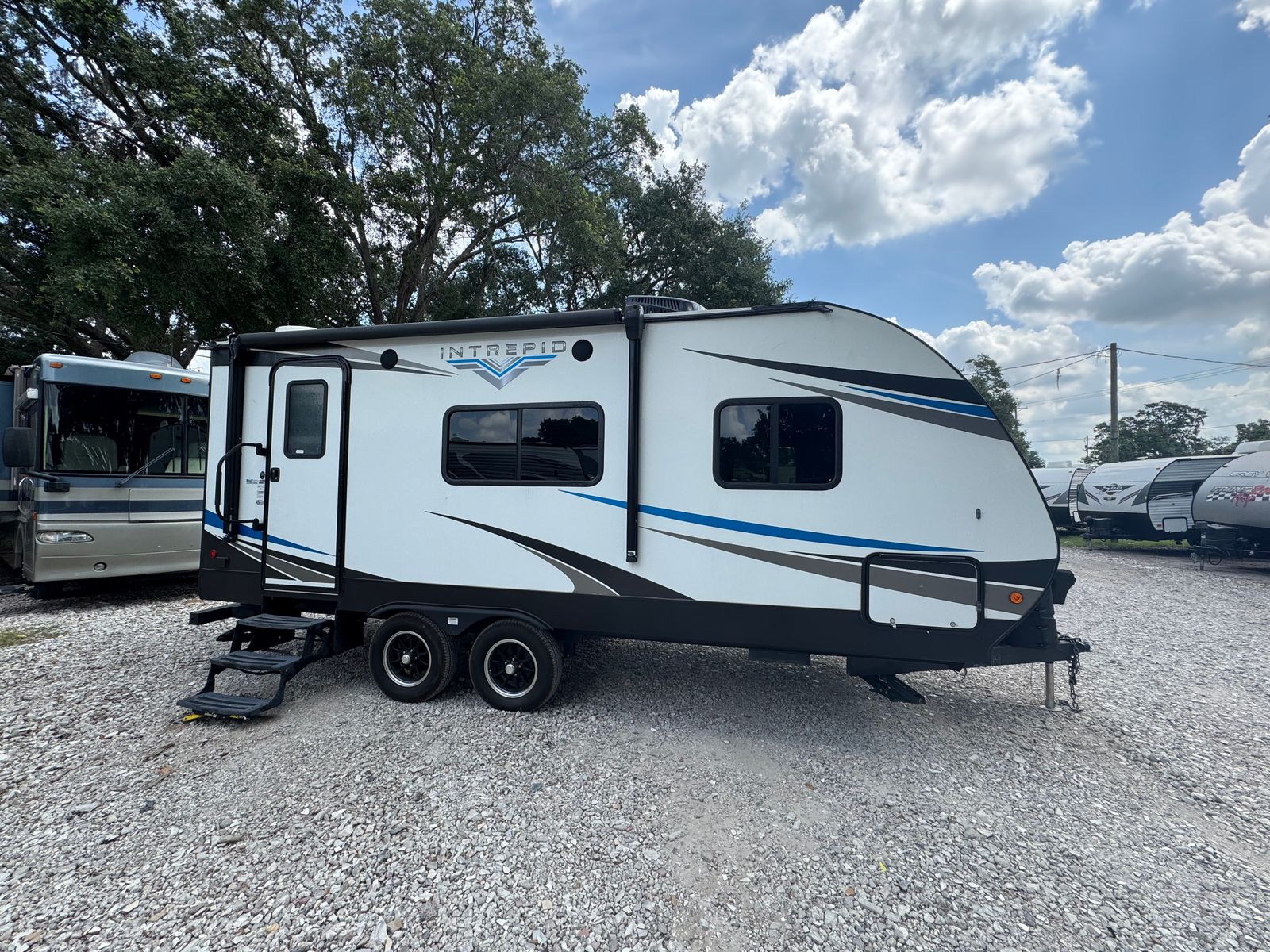 2022 RIVERSIDE RV Intrepid - 1