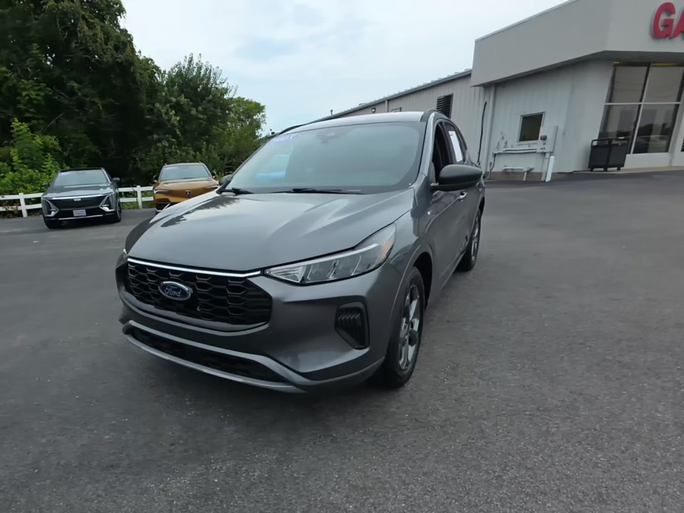 2023 FORD ESCAPE ST-Line - 1