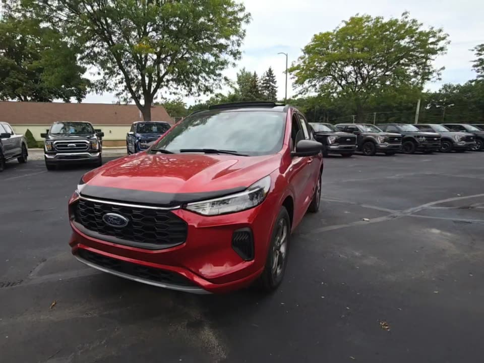2023 FORD ESCAPE ST-Line - 1