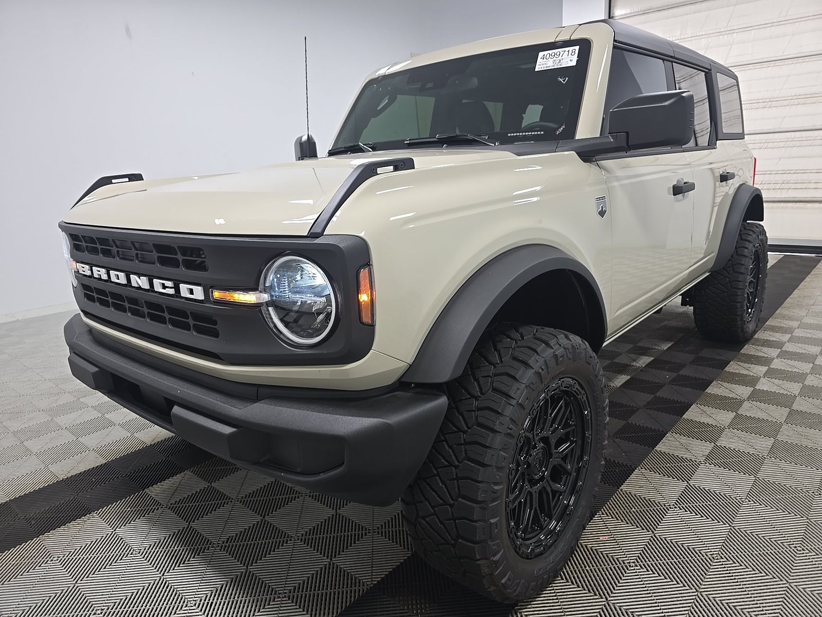 2026 FORD BRONCO BIG Bend - 1