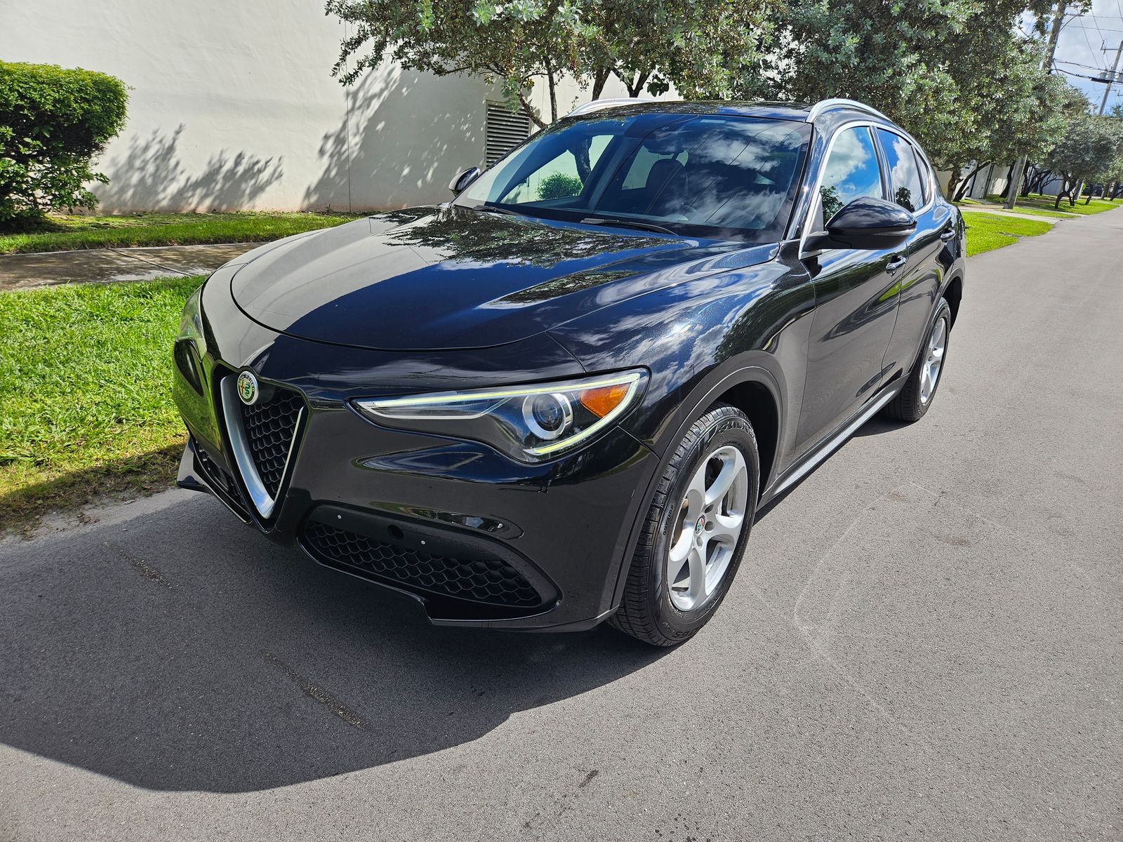 2019 ALFA ROMEO STELVIO Base - 1