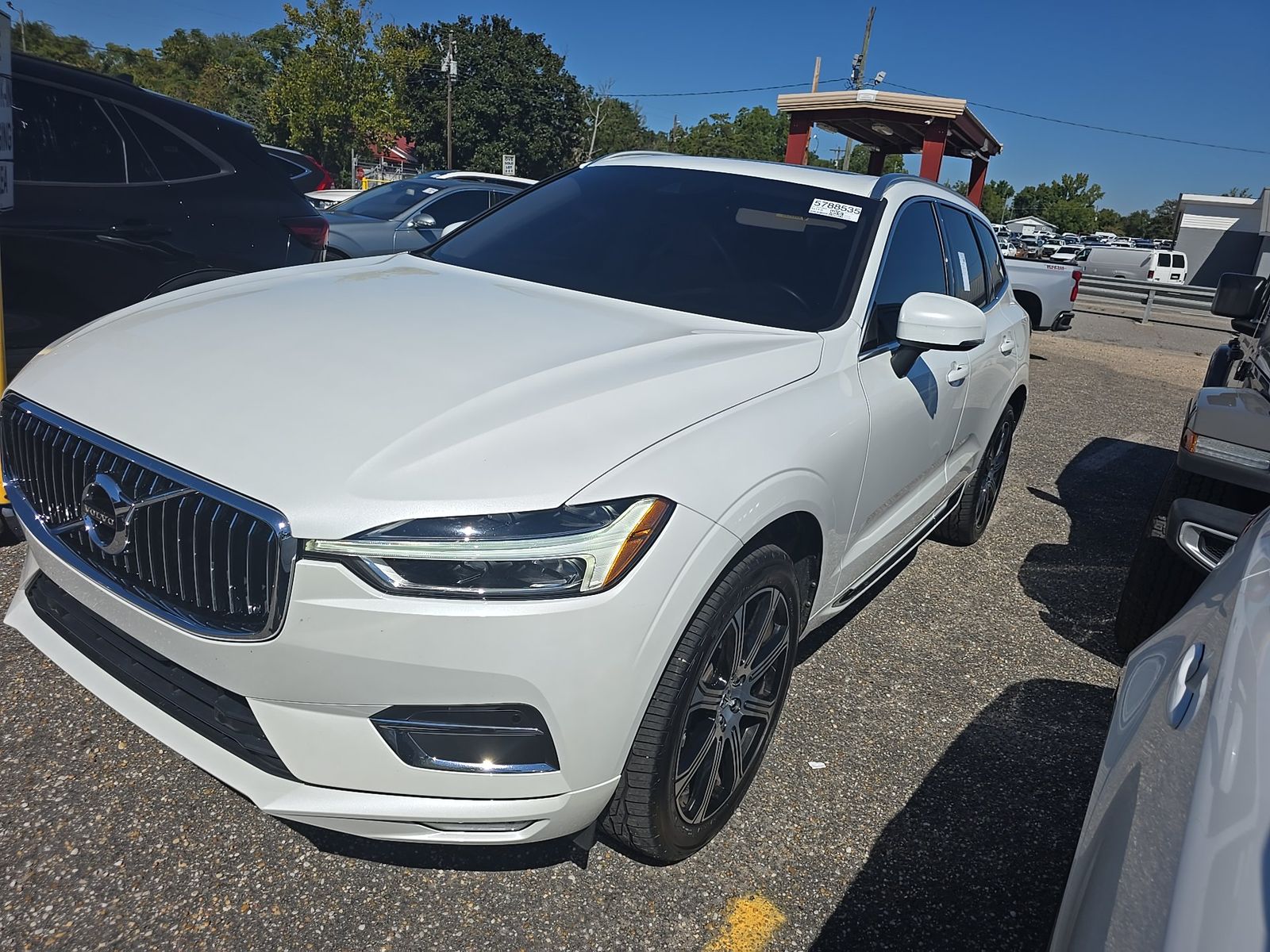 2021 VOLVO XC60 T5 Inscription - 1