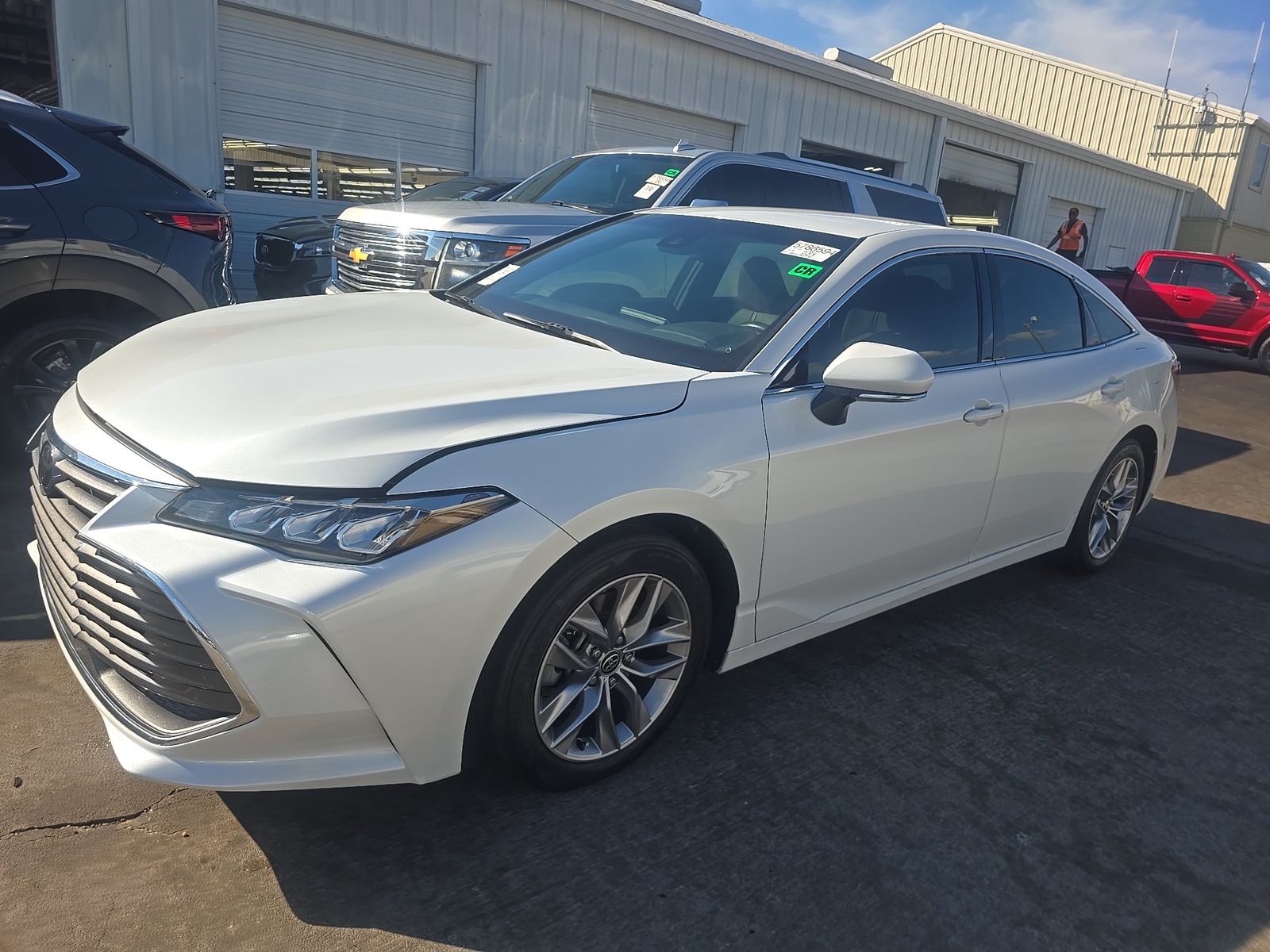 2022 TOYOTA AVALON XLE - 1