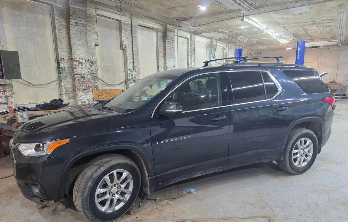 2020 CHEVROLET TRAVERSE LT - 1