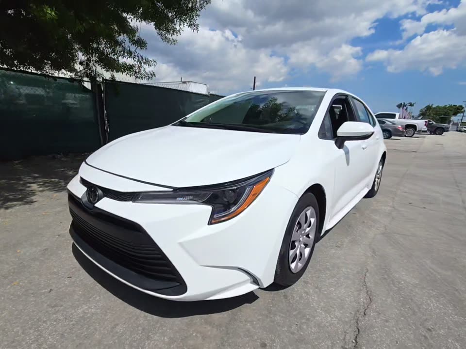 2025 TOYOTA COROLLA LE - 1