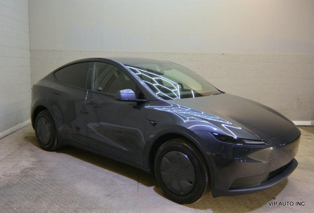 2026 TESLA MODEL Y Standard - 1