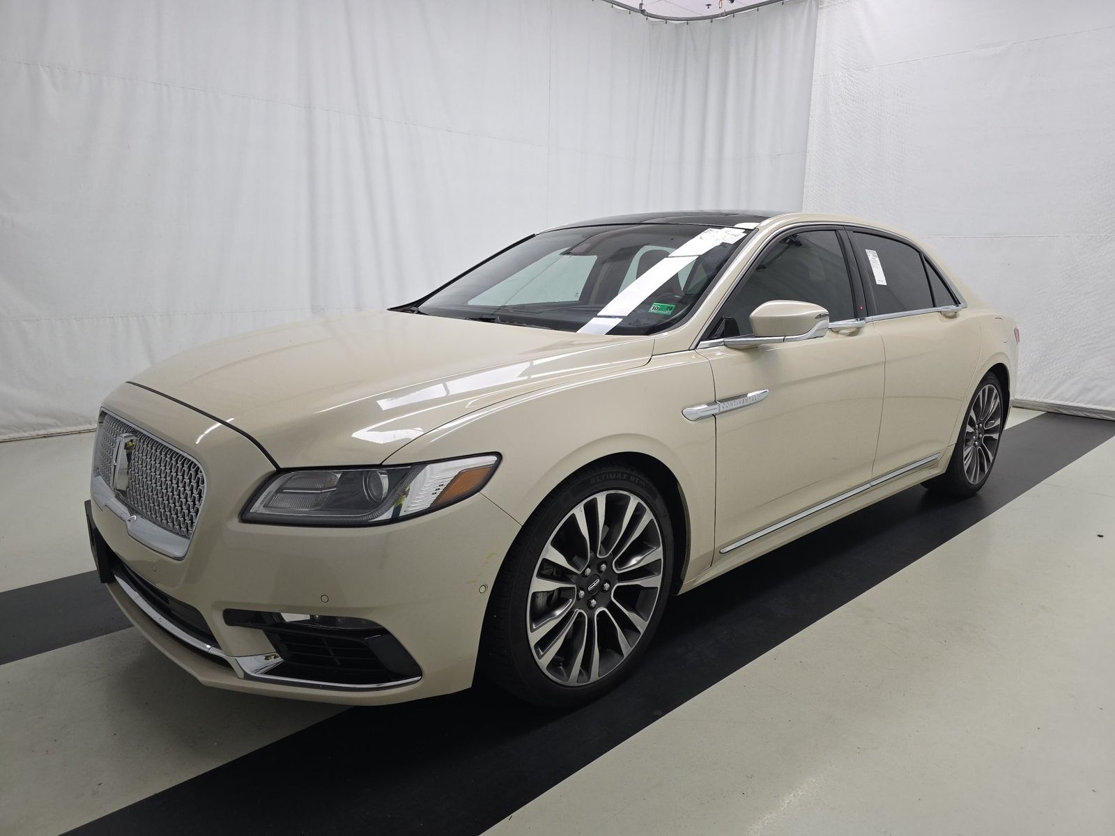 2018 LINCOLN CONTINENTAL Reserve - 1