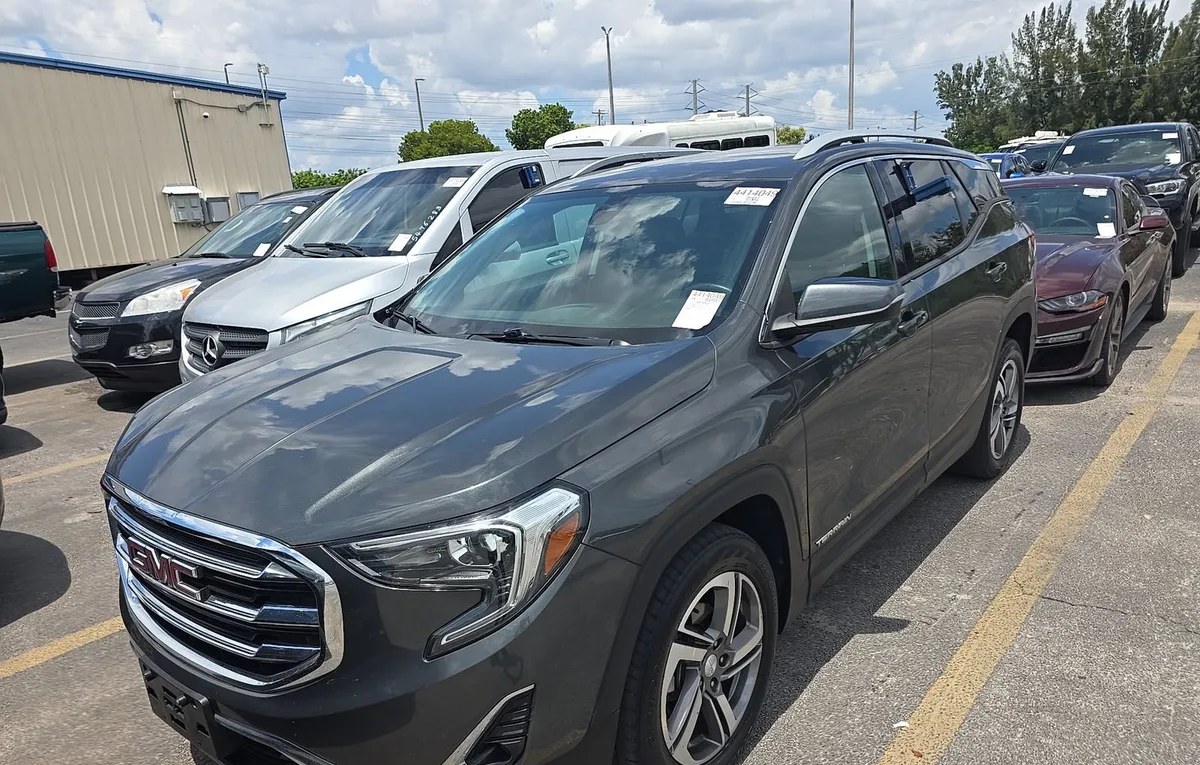 2020 GMC TERRAIN SLT - 1