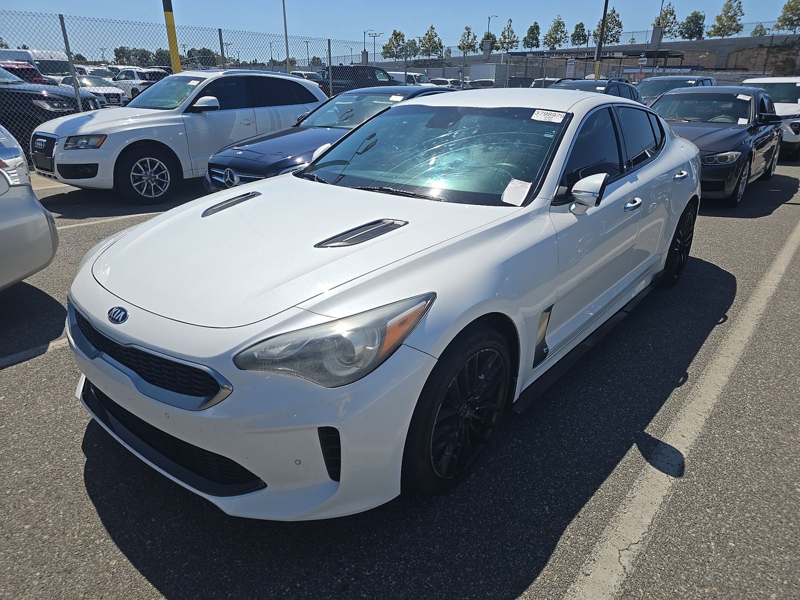 2018 KIA STINGER Base - 1