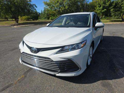 2024 TOYOTA CAMRY LE - 1