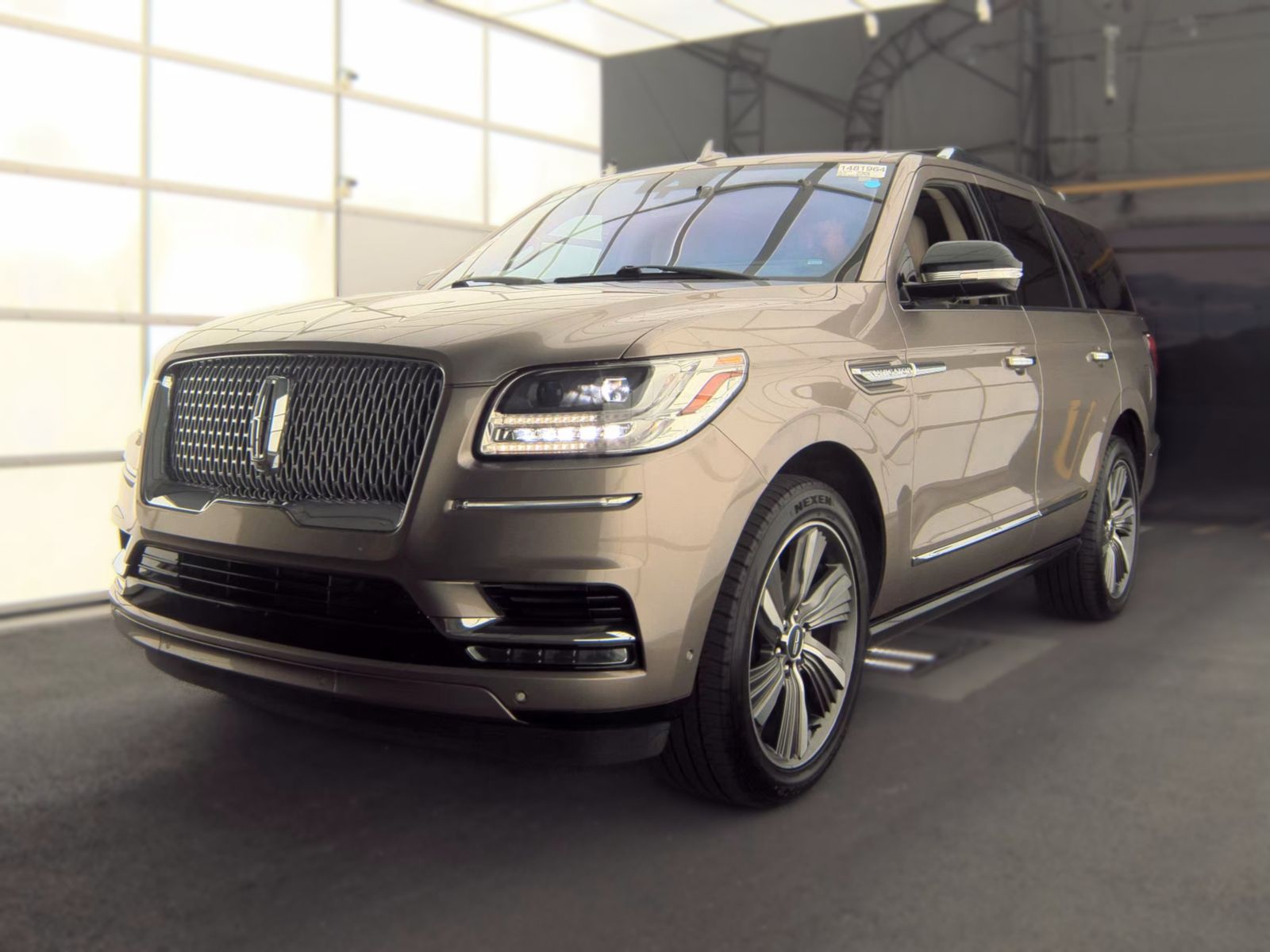 2019 LINCOLN NAVIGATOR Select - 1