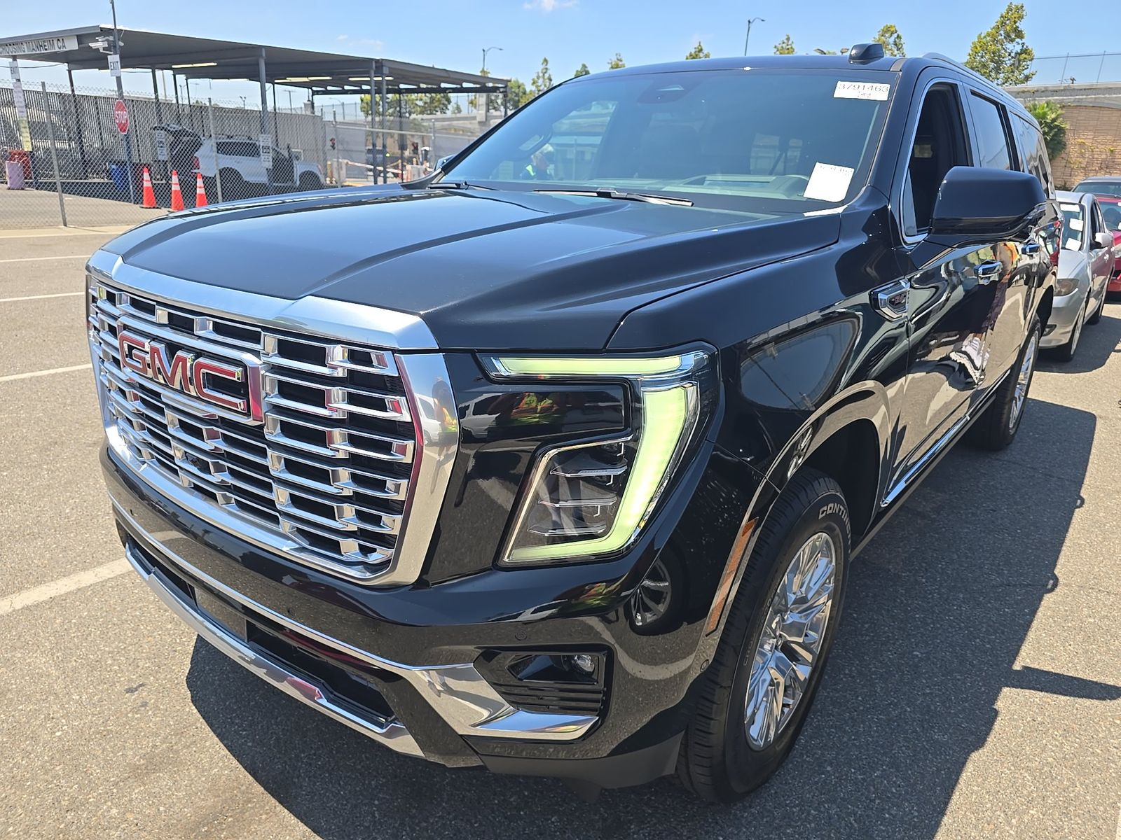 2026 GMC YUKON XL Denali - 1