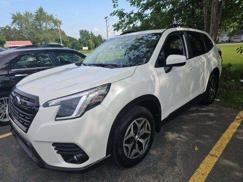 2024 SUBARU FORESTER Premium - 1
