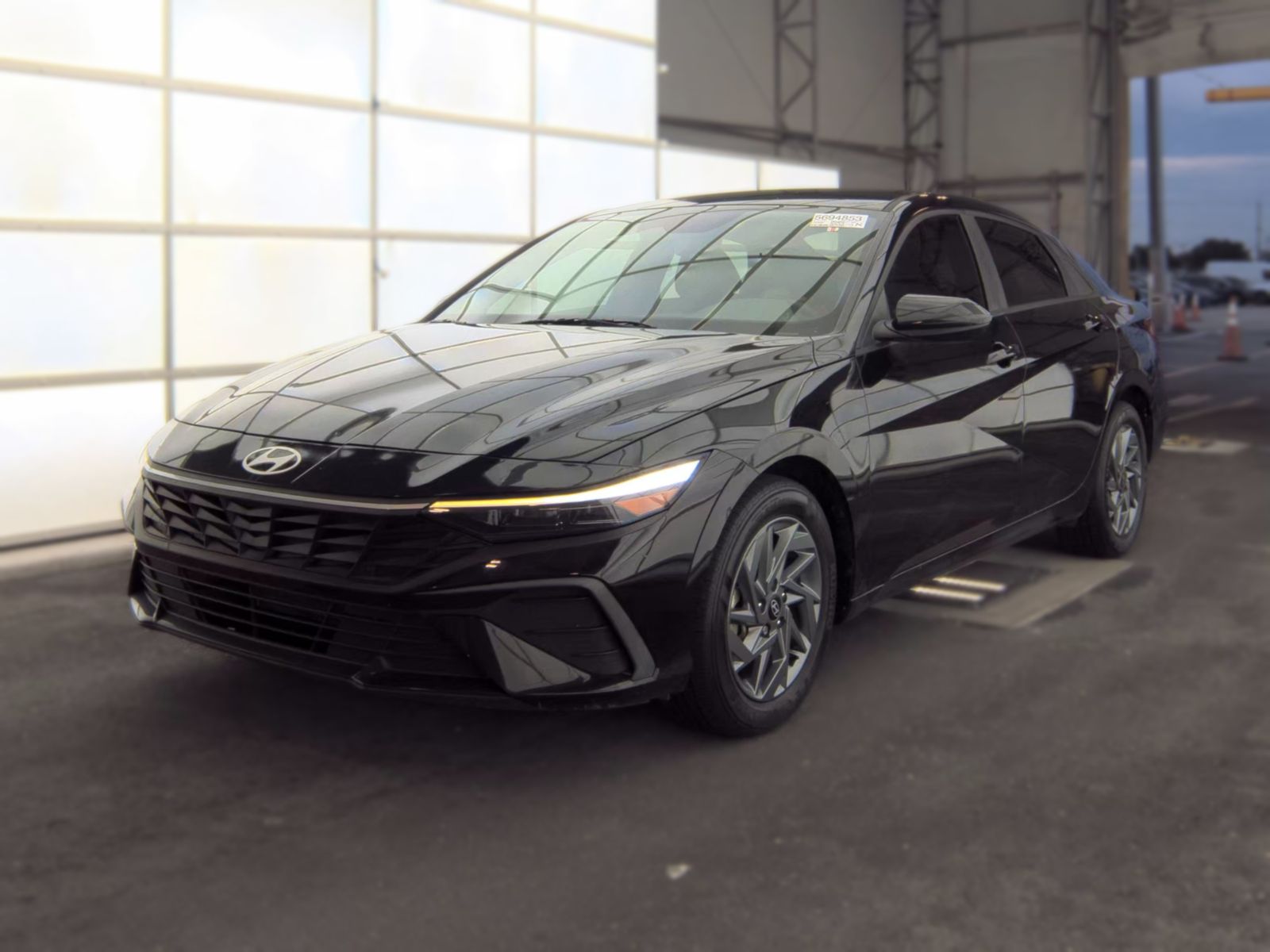 2024 HYUNDAI ELANTRA SEL - 1