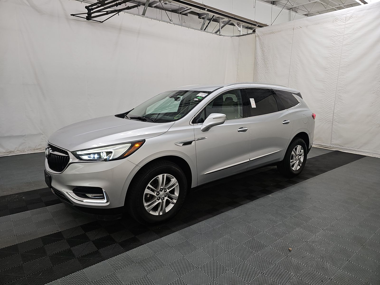 2018 BUICK ENCLAVE Essence - 1