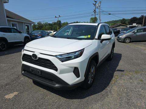 2023 TOYOTA RAV4 XLE - 1
