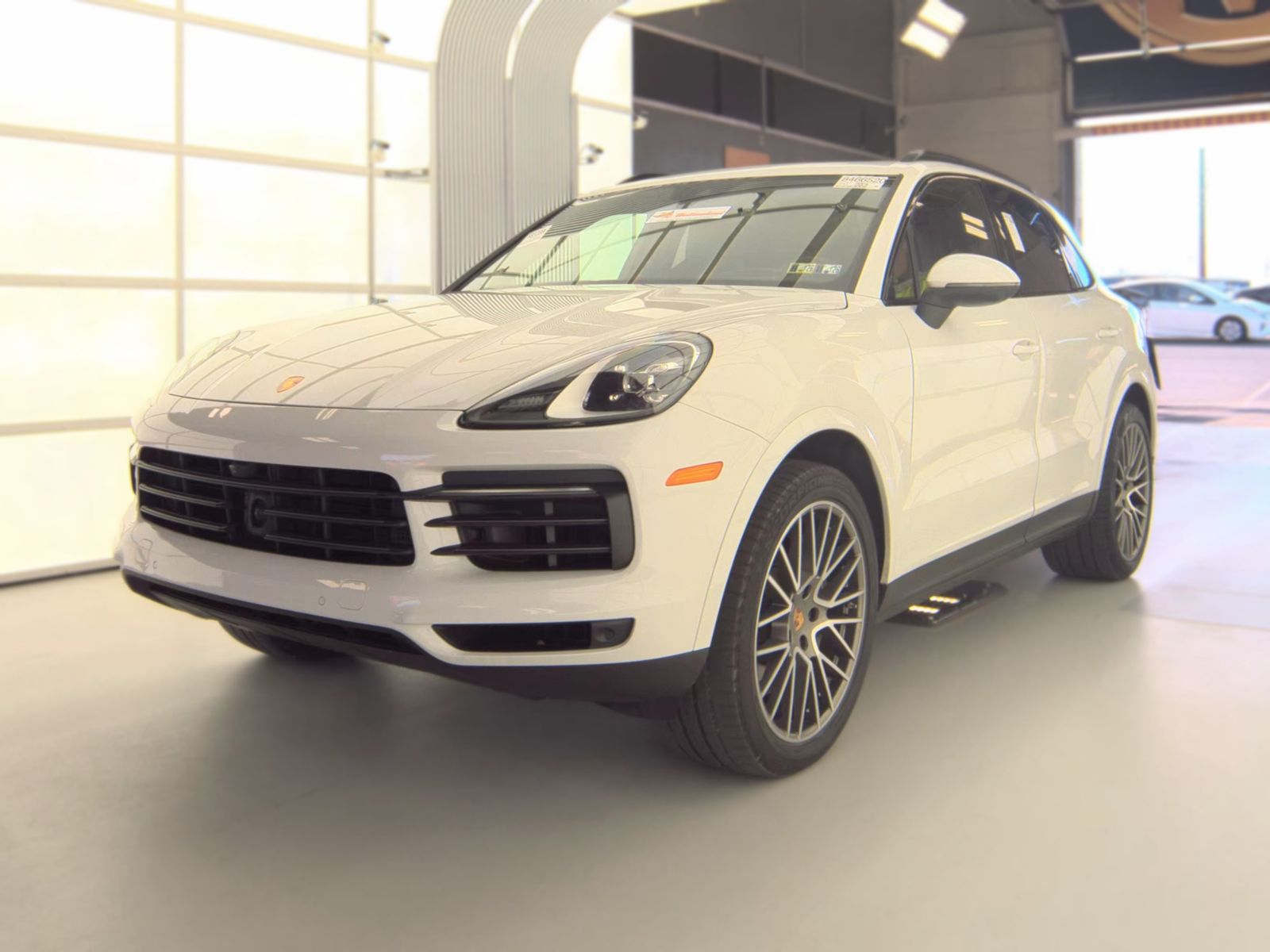 2023 PORSCHE CAYENNE PLATINUM Edition - 1