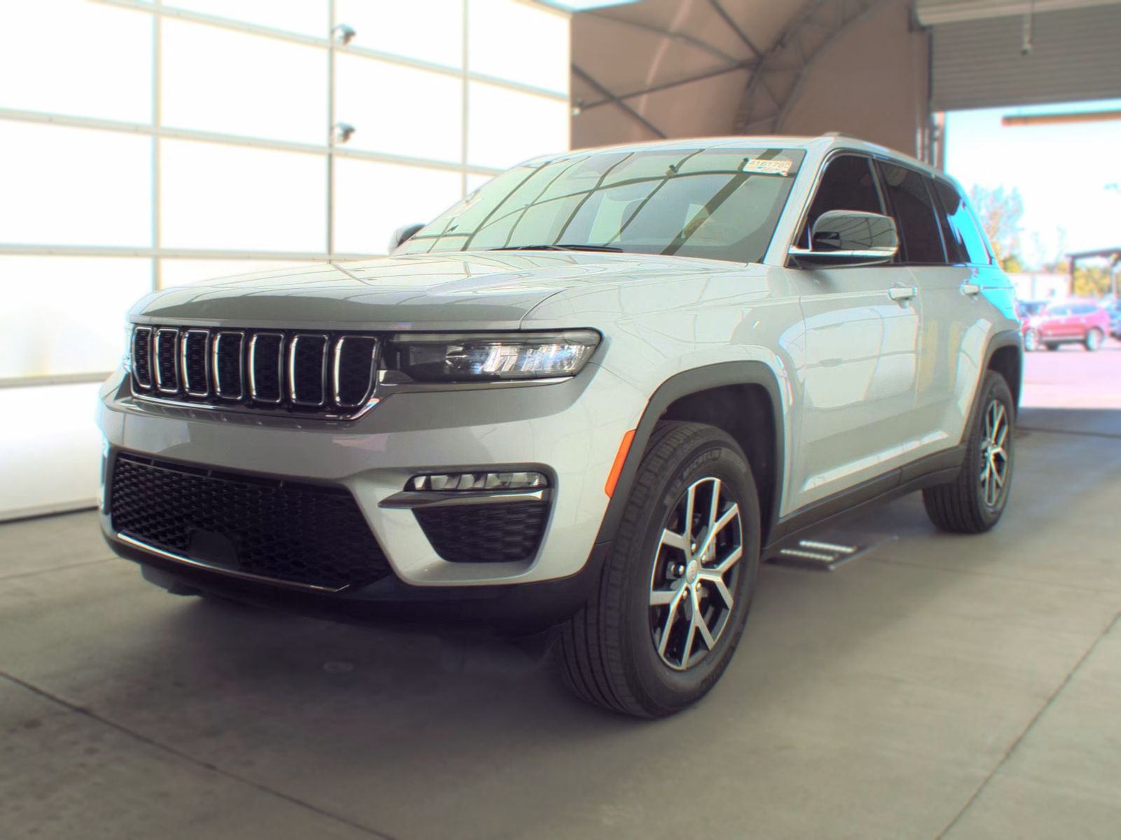 2024 JEEP GRAND CHEROKEE Limited - 1