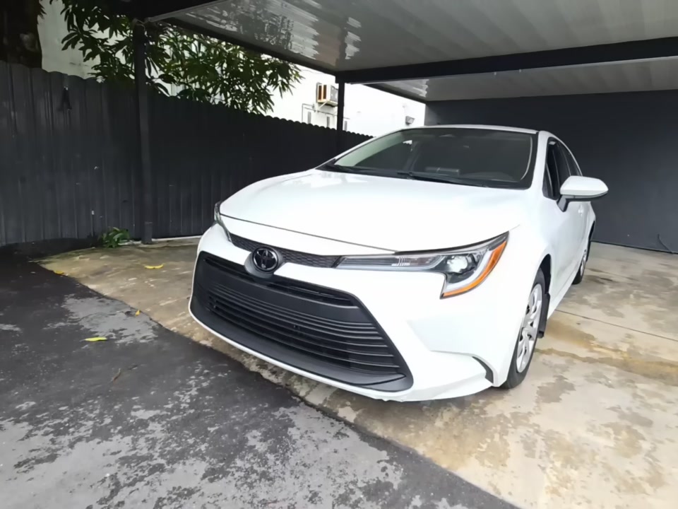 2025 TOYOTA COROLLA LE - 1