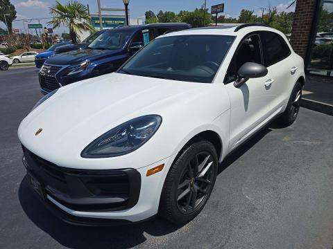 2023 PORSCHE MACAN T - 1