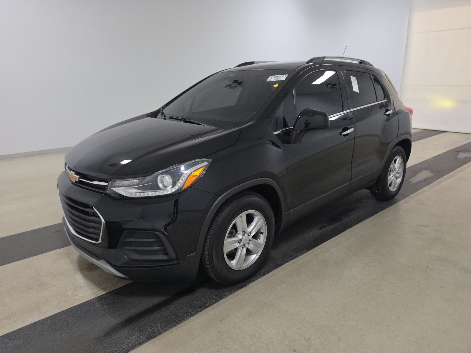 2019 CHEVROLET TRAX LT - 1
