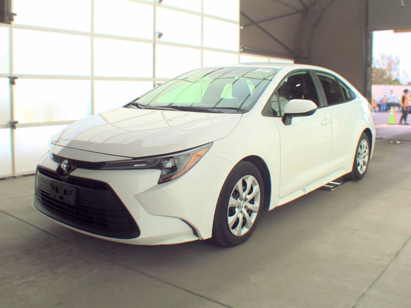 2025 TOYOTA COROLLA LE - 1