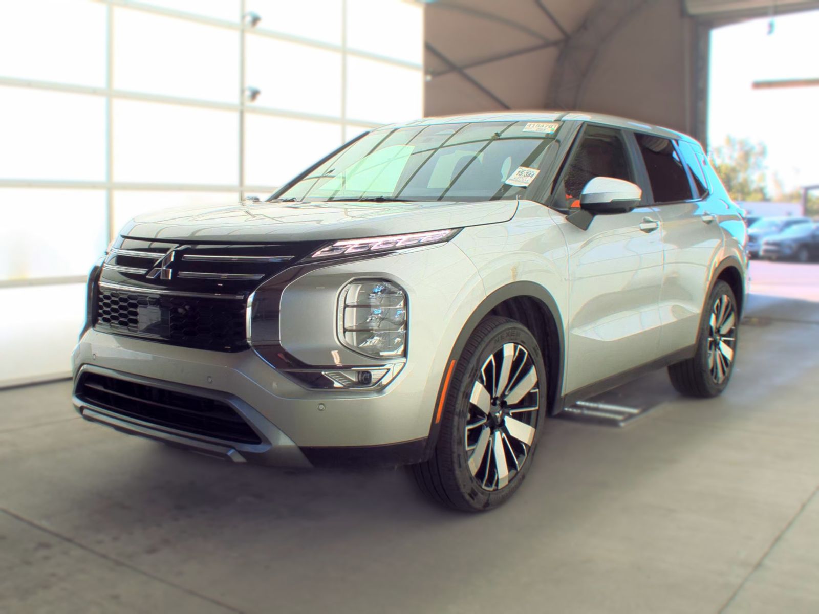 2025 MITSUBISHI OUTLANDER SE - 1