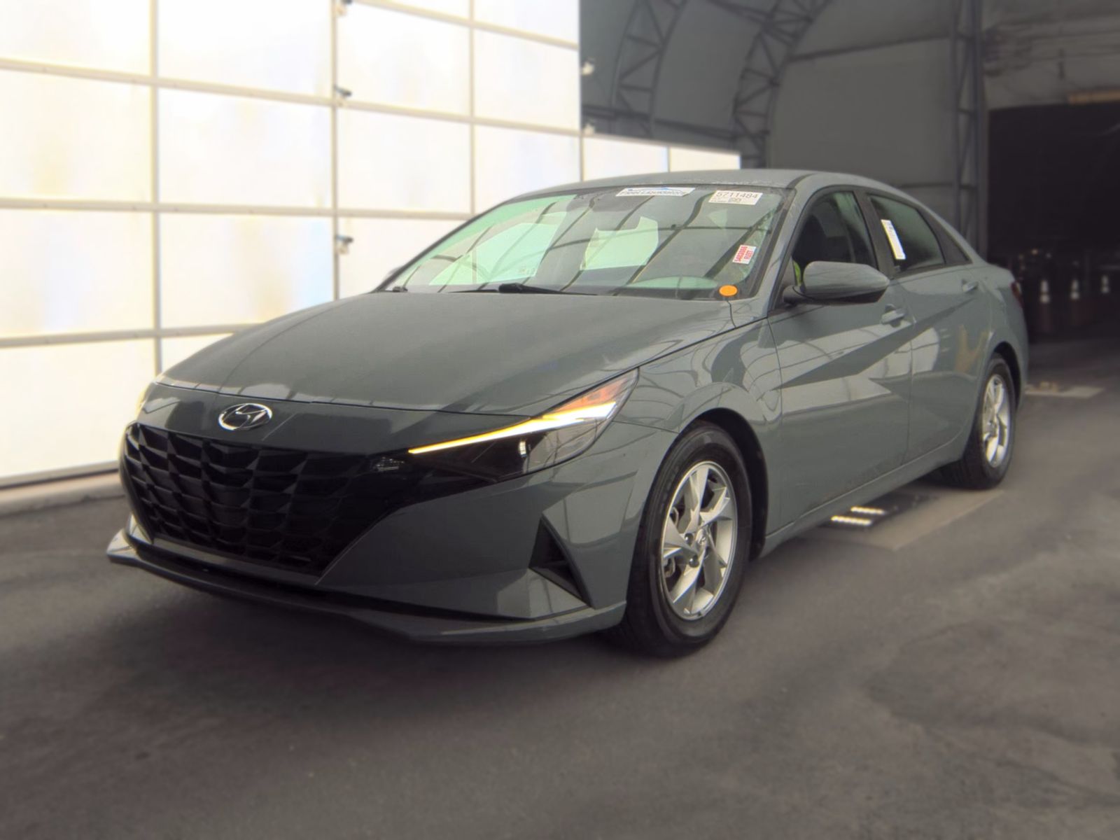 2021 HYUNDAI ELANTRA SE - 1