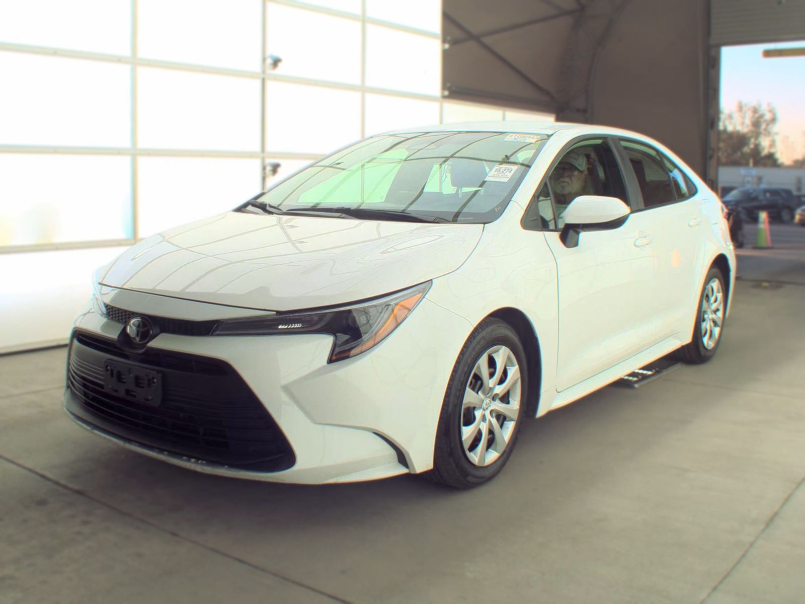 2025 TOYOTA COROLLA LE - 1
