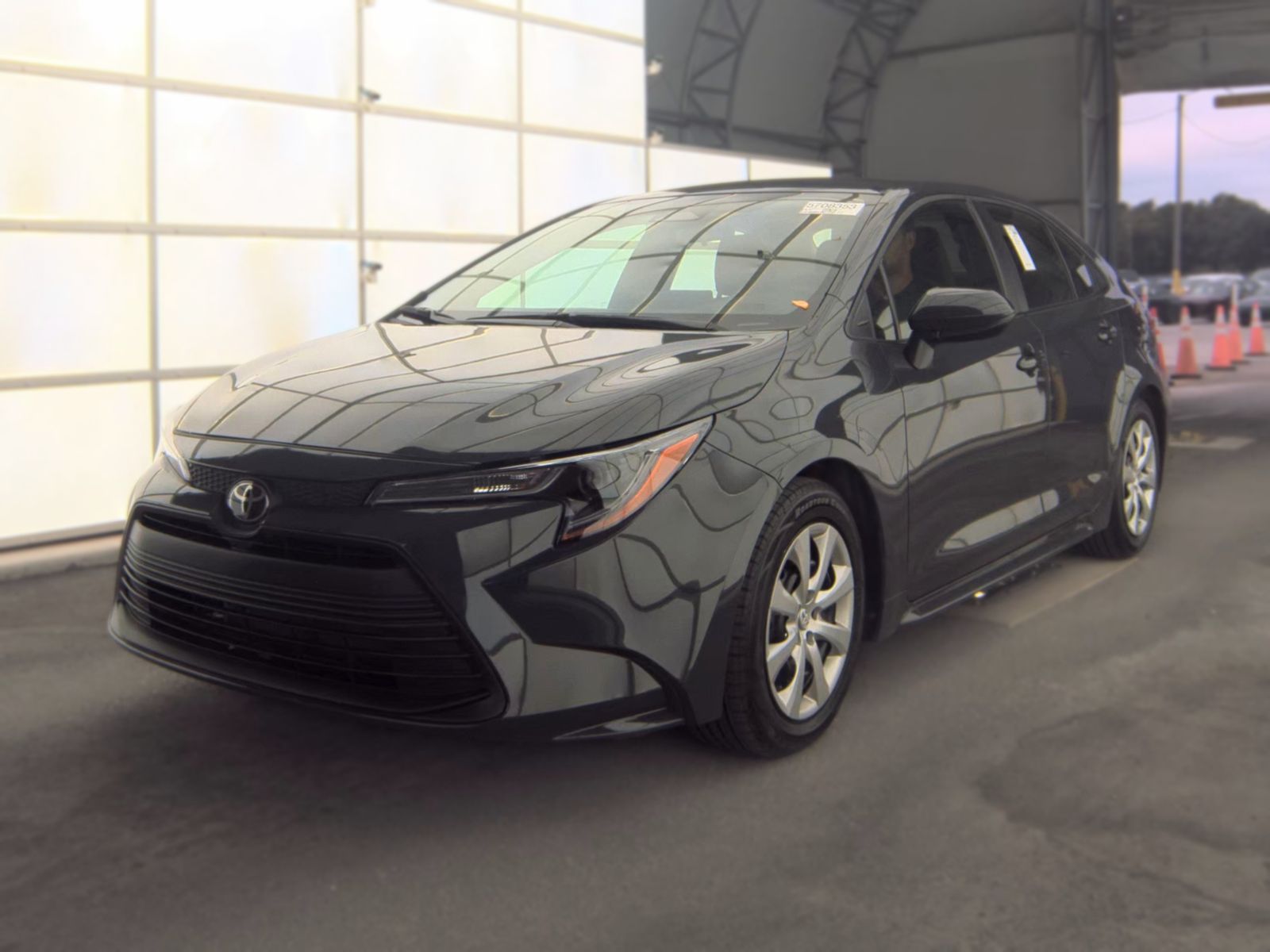 2025 TOYOTA COROLLA LE - 1