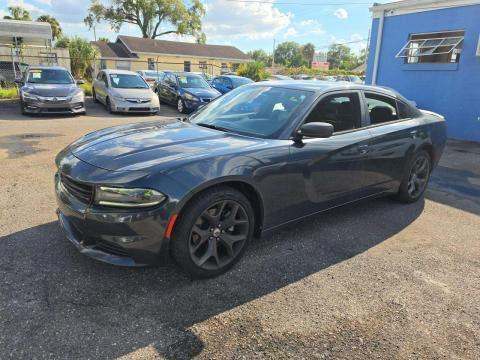 2017 DODGE CHARGER SXT - 1