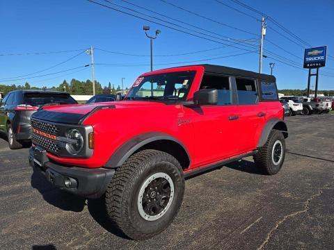 2023 FORD BRONCO Badlands - 1