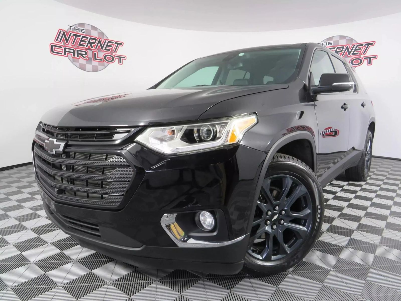 2021 CHEVROLET TRAVERSE RS - 1