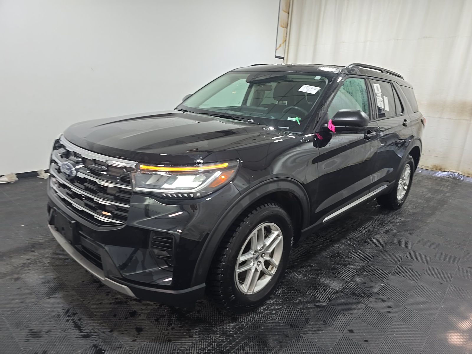 2025 FORD EXPLORER Active - 1