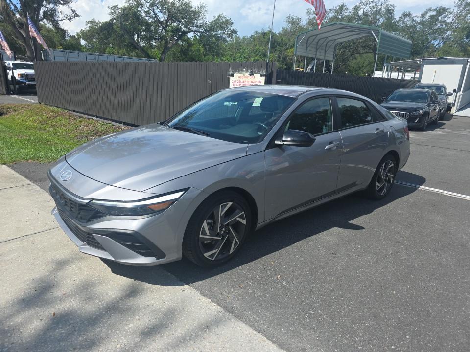 2025 HYUNDAI ELANTRA SEL Sport - 1