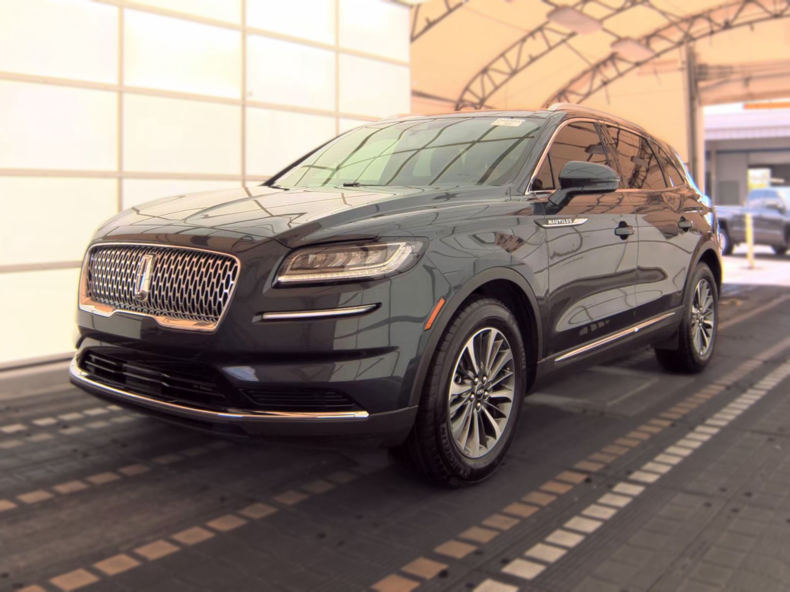 2023 LINCOLN NAUTILUS Reserve - 1